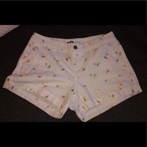Gold pineapple print shorts!